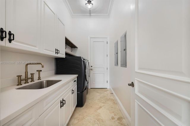 8111 SW 178th Street, Palmetto Bay, FL 33157