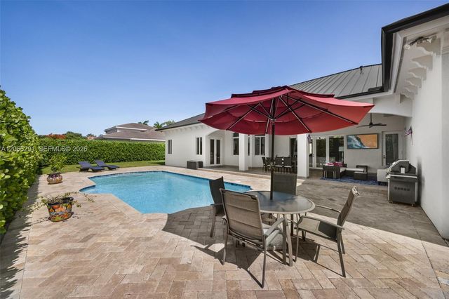 8111 SW 178th Street, Palmetto Bay, FL 33157