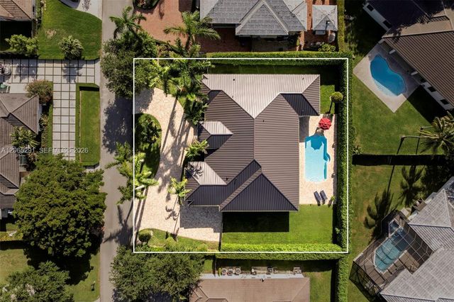 8111 SW 178th Street, Palmetto Bay, FL 33157