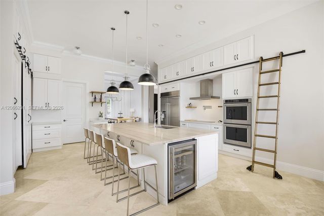8111 SW 178th Street, Palmetto Bay, FL 33157