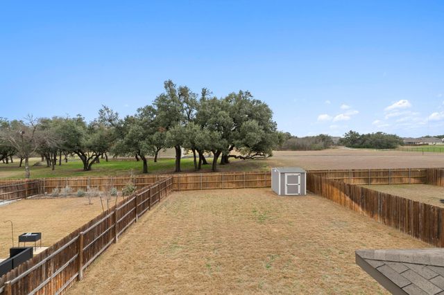 809 Whitman Ave, Georgetown, TX 78626