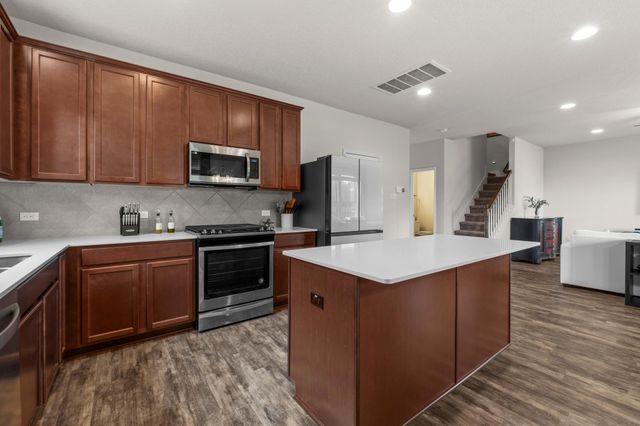 809 Whitman Ave, Georgetown, TX 78626