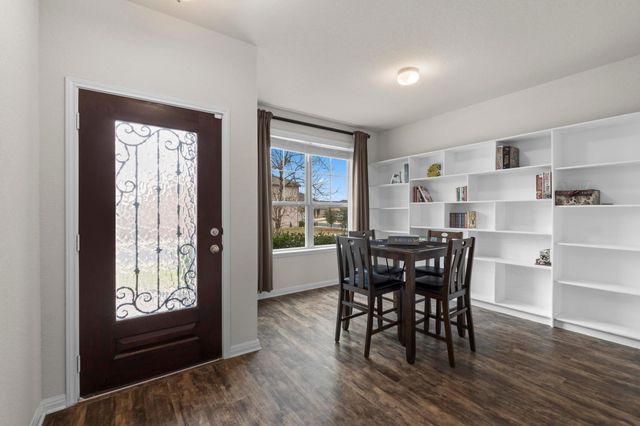 809 Whitman Ave, Georgetown, TX 78626