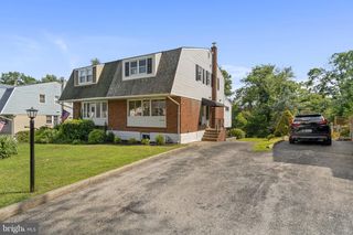 1514 BLACKROCK RD, Swarthmore, PA 19081