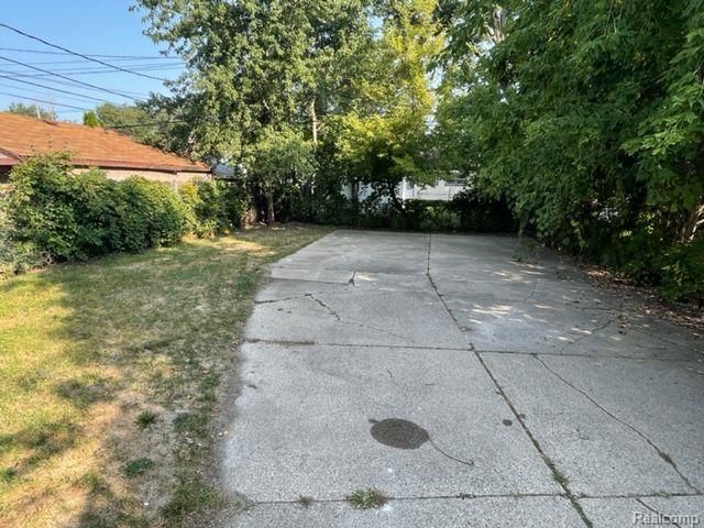 14325 Marshall Avenue, Warren, MI 48089