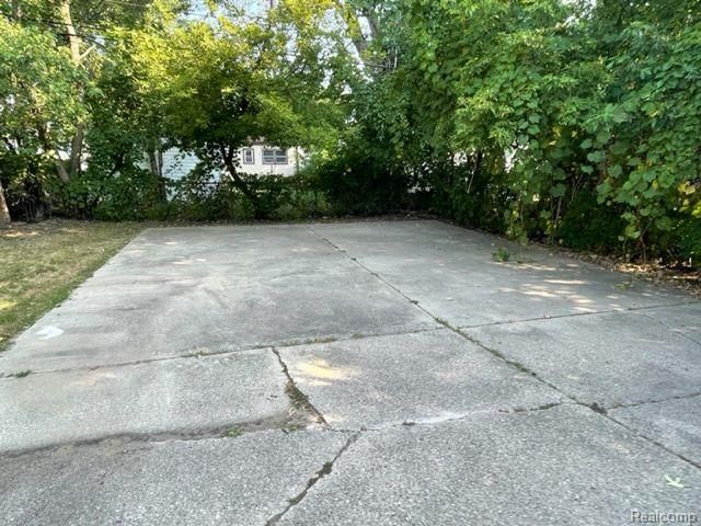 14325 Marshall Avenue, Warren, MI 48089