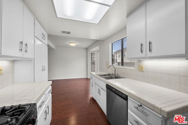 417 N Alhambra Avenue B, Monterey Park, CA 91755