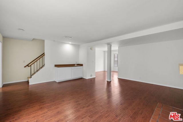 417 N Alhambra Avenue B, Monterey Park, CA 91755