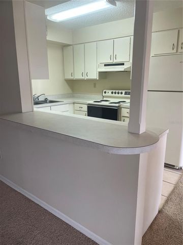 2885 S OSCEOLA AVENUE C4, Orlando, FL 32806