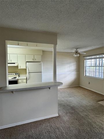 2885 S OSCEOLA AVENUE C4, Orlando, FL 32806