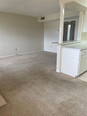 2885 S OSCEOLA AVENUE C4, Orlando, FL 32806