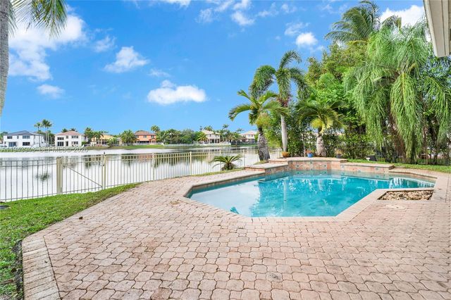 1916 SW 163rd Ave, Miramar, FL 33027