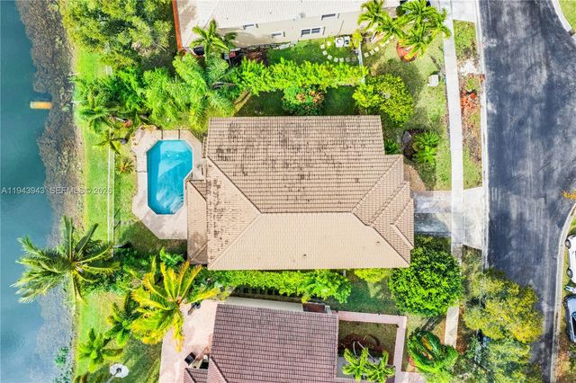 1916 SW 163rd Ave, Miramar, FL 33027