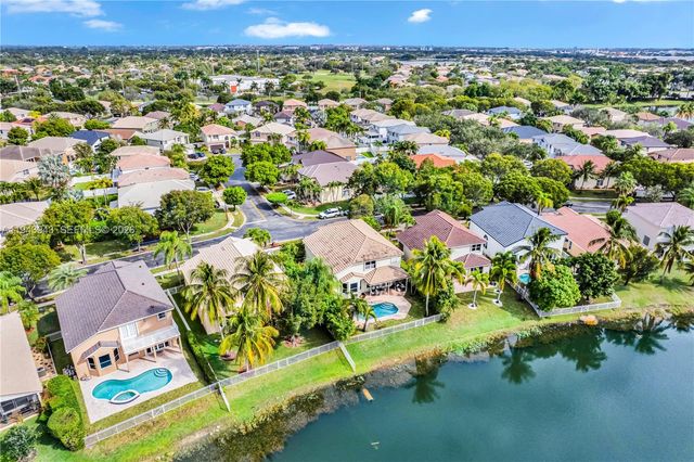 1916 SW 163rd Ave, Miramar, FL 33027