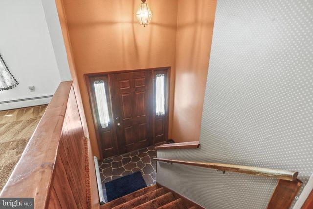 26 LAUREL DR, Hanover, PA 17331
