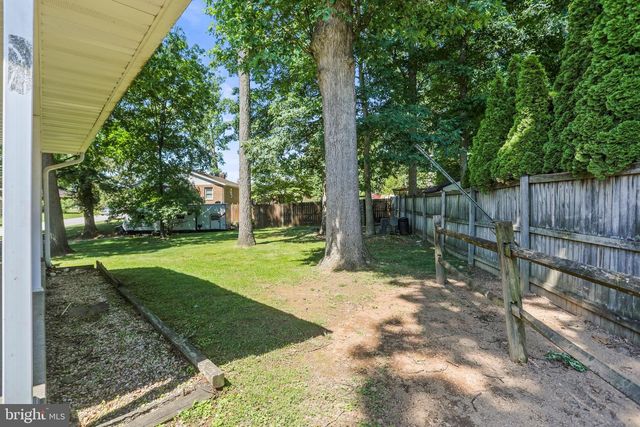 26 LAUREL DR, Hanover, PA 17331