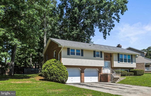 26 LAUREL DR, Hanover, PA 17331