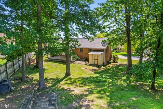26 LAUREL DR, Hanover, PA 17331
