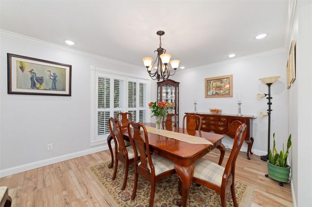 218 E Rainbow Ridge Circle, The Woodlands, TX 77381