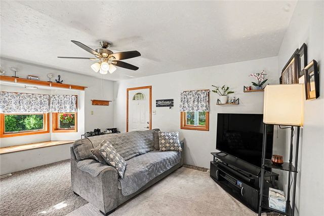 213 Morrison Ave, Perry Twp, PA 16117