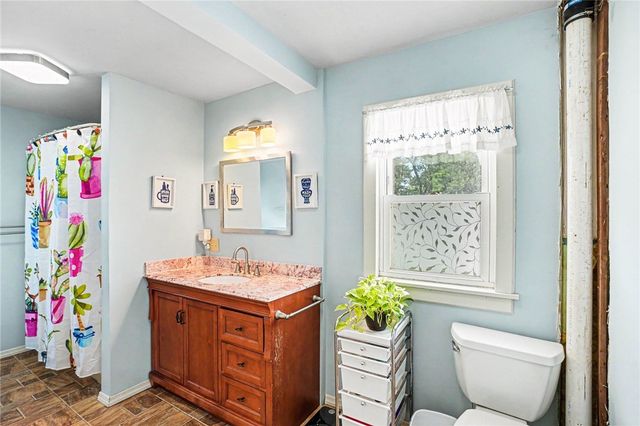 213 Morrison Ave, Perry Twp, PA 16117