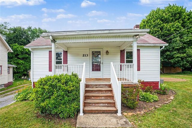213 Morrison Ave, Perry Twp, PA 16117