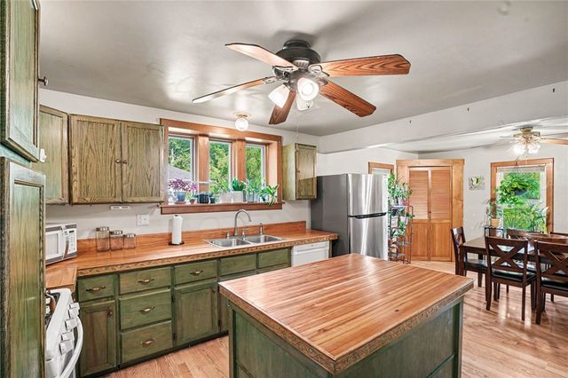 213 Morrison Ave, Perry Twp, PA 16117