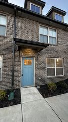 1000 Henry Place Blvd Unit 402, Clarksville, TN 37042