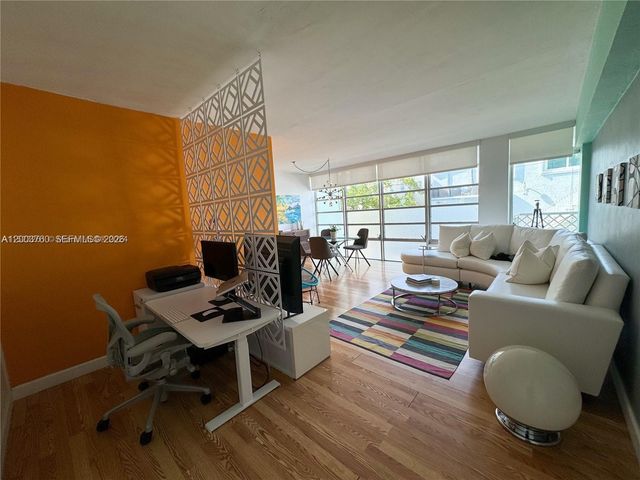 1400 Pennsylvania Ave 8, Miami Beach, FL 33139