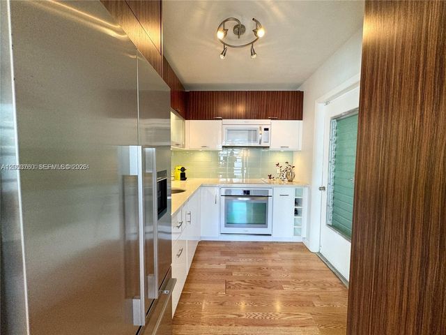 1400 Pennsylvania Ave 8, Miami Beach, FL 33139