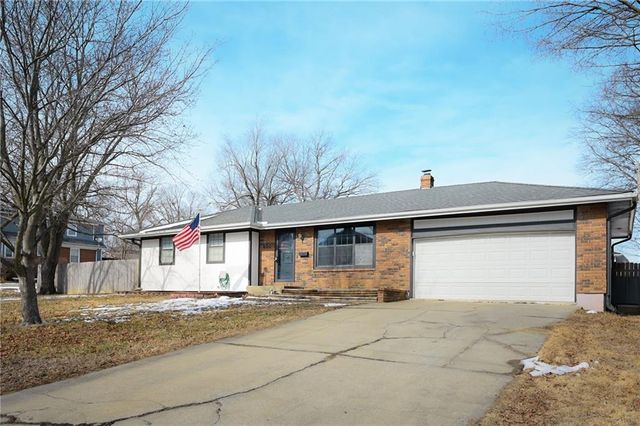800 E Pearl Street, Harrisonville, MO 64701