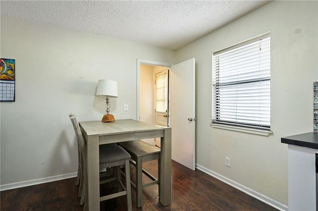 800 E Pearl Street, Harrisonville, MO 64701