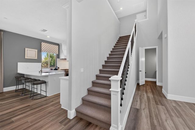 2314 E Kynzlee Avenue, Fresno, CA 93730