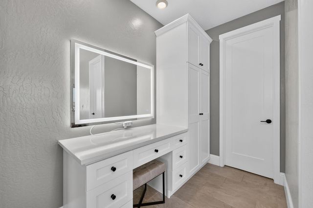 2314 E Kynzlee Avenue, Fresno, CA 93730