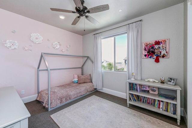 2314 E Kynzlee Avenue, Fresno, CA 93730