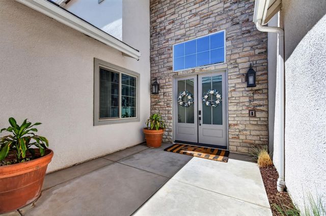 2314 E Kynzlee Avenue, Fresno, CA 93730
