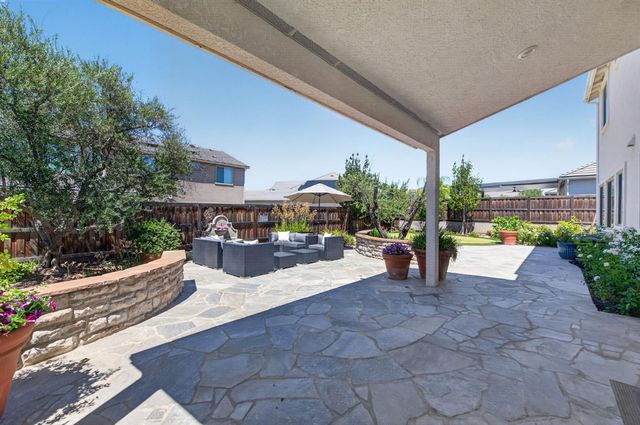 2314 E Kynzlee Avenue, Fresno, CA 93730