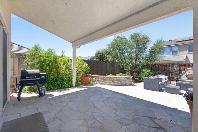 2314 E Kynzlee Avenue, Fresno, CA 93730