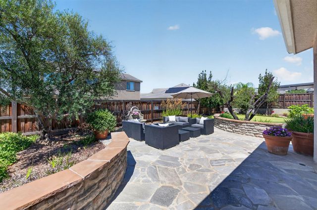 2314 E Kynzlee Avenue, Fresno, CA 93730