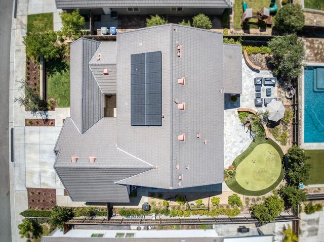 2314 E Kynzlee Avenue, Fresno, CA 93730