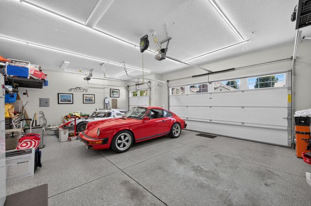 2314 E Kynzlee Avenue, Fresno, CA 93730