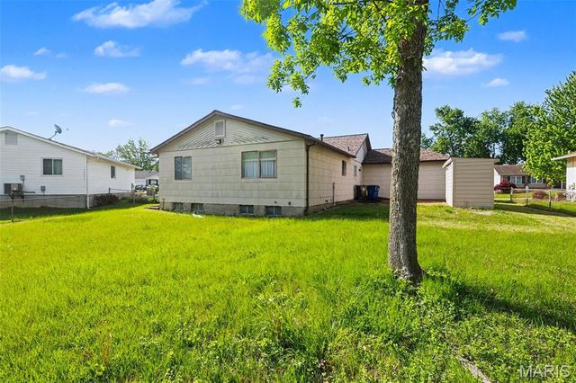 4115 Ninetieth Avenue, Florissant, MO 63034