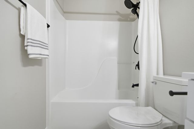 69 NW Olde Cypress Circle, Fort Walton Beach, FL 32548