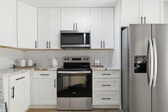 69 NW Olde Cypress Circle, Fort Walton Beach, FL 32548