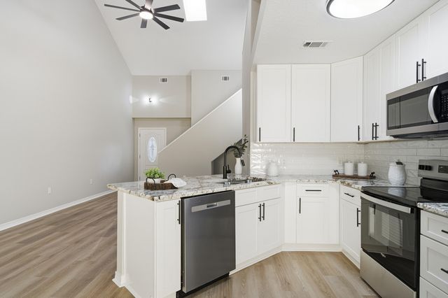 69 NW Olde Cypress Circle, Fort Walton Beach, FL 32548