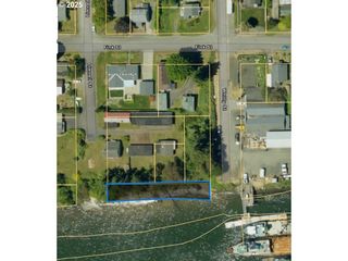 545 WHITTY St, Coos Bay, OR 97420