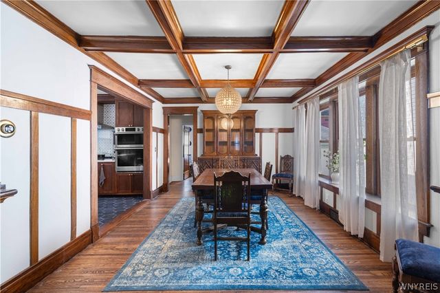 95 Beverly Road, Buffalo, NY 14208