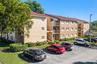 1080 N Benoist Farms Road 307, West Palm Beach, FL 33411