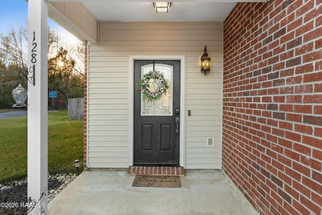 128 Bottle Brush Lane, Carencro, LA 70520