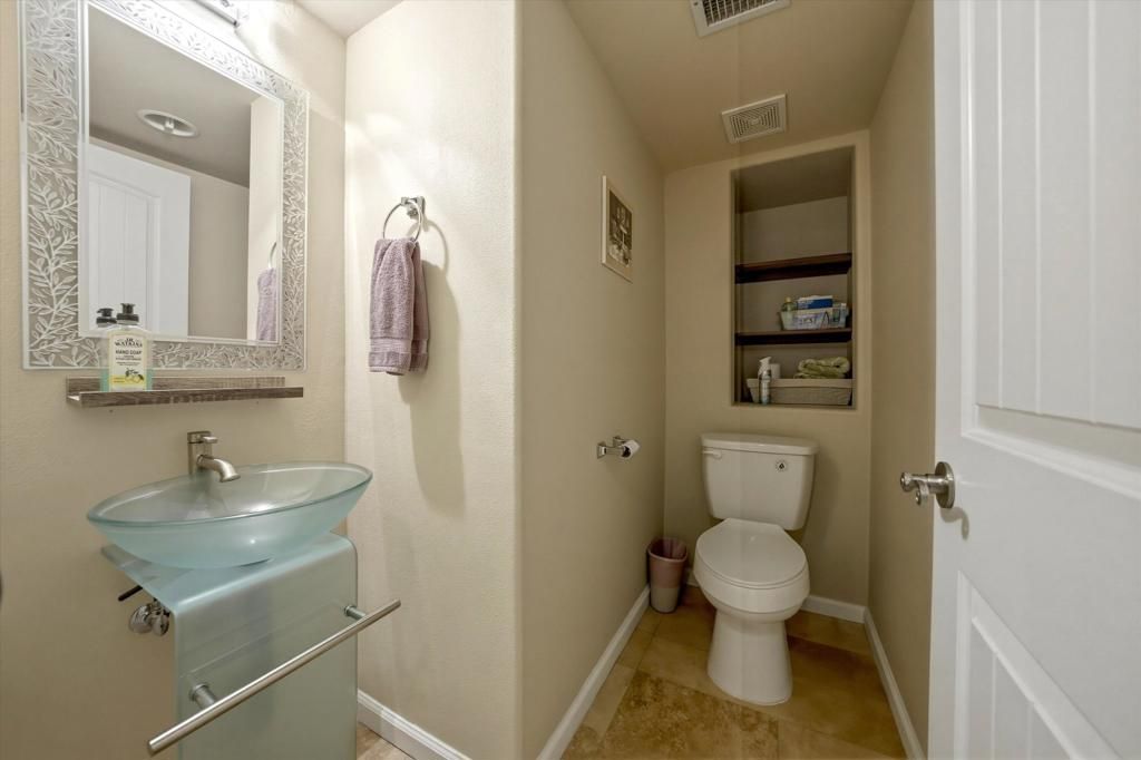 Image 13 of property listing at 44732 Elkhorn Trail, Indian Wells, CA 92210